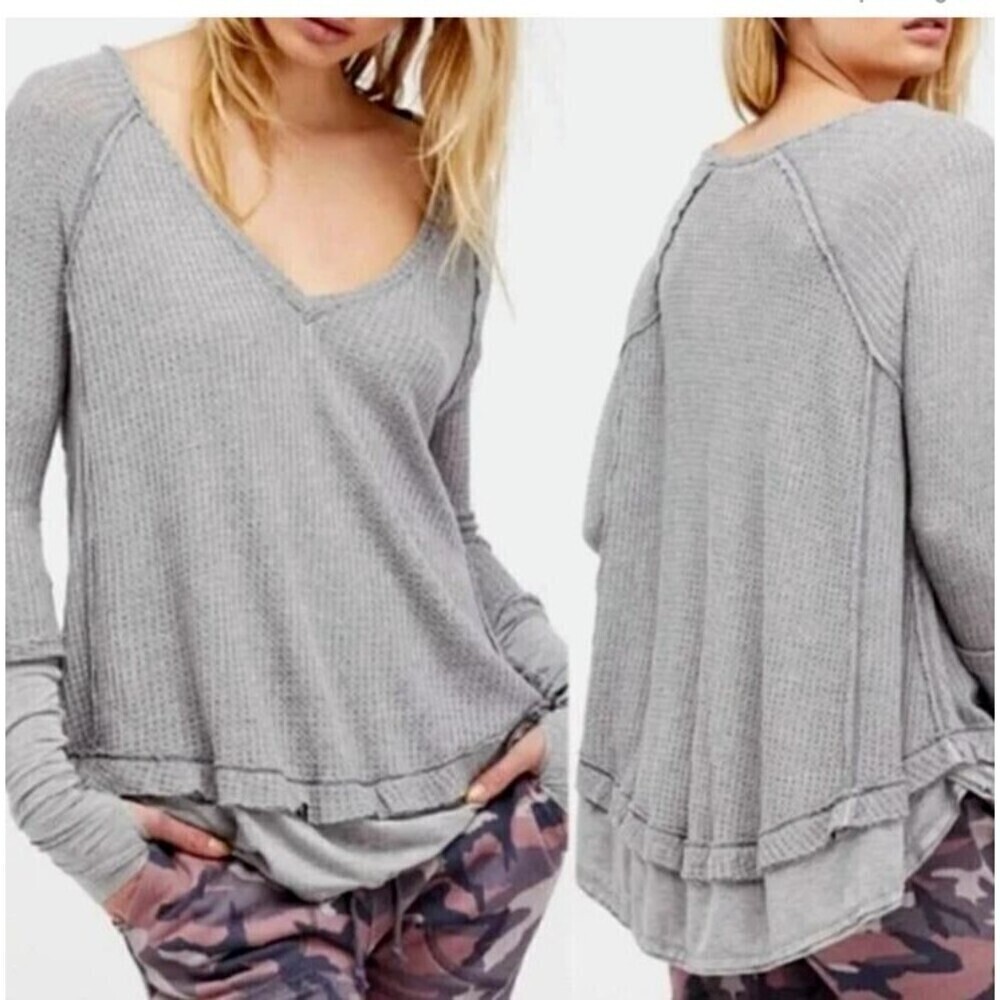 We The Free‎ People Women's Laguna Waffle Thermal Top Gray Small Solid V-Neck